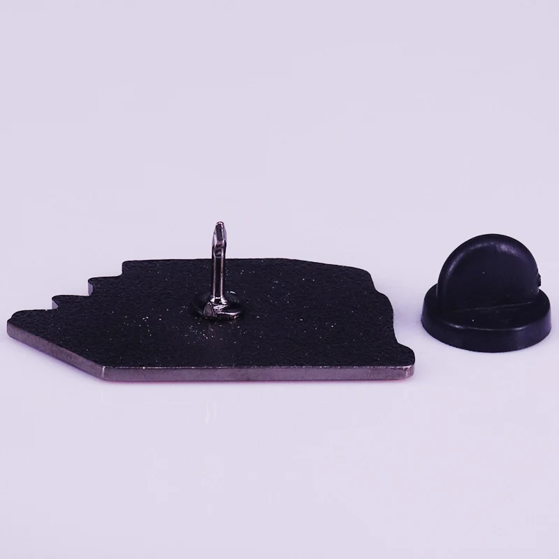 Broche de desenho animado de livro de literatura em metal criativo, um acessório charmoso para expressar sua paixão por leitura e arte no dia a dia.