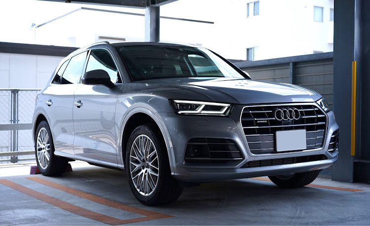 S3 セダンのドライブ・Audi Q5・代車紹介・佐世保に関するカスタム事例の投稿画像2枚目