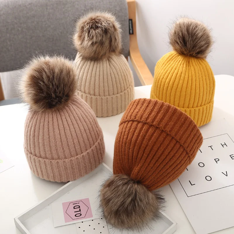 Bonnet d'hiver et d'automne pour bébé en laine avec grosse boule de fourrure, pour garder bébé au chaud et élégant