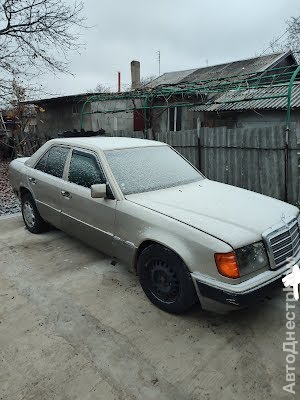 продам запчасти на авто Mercedes E 200 E-klasse (W124) фото 1