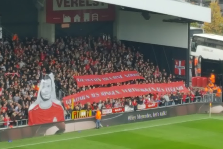 📷 "Gekomen als een jongen, vertrokken als legende": Fans Antwerp zijn 'hun' Hairemans nog lang niet vergeten in #KVMANT