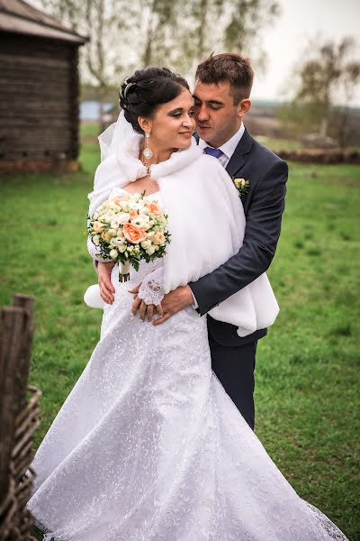 Fotógrafo de casamento Anastasiya Kovalchuk (kovalchuk2907). Foto de 4 de fevereiro 2019