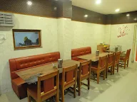 Sathyam Vegetarian Restaurant photo 4