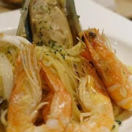 薄多義 Bite 2 Eat 義式手工披薩