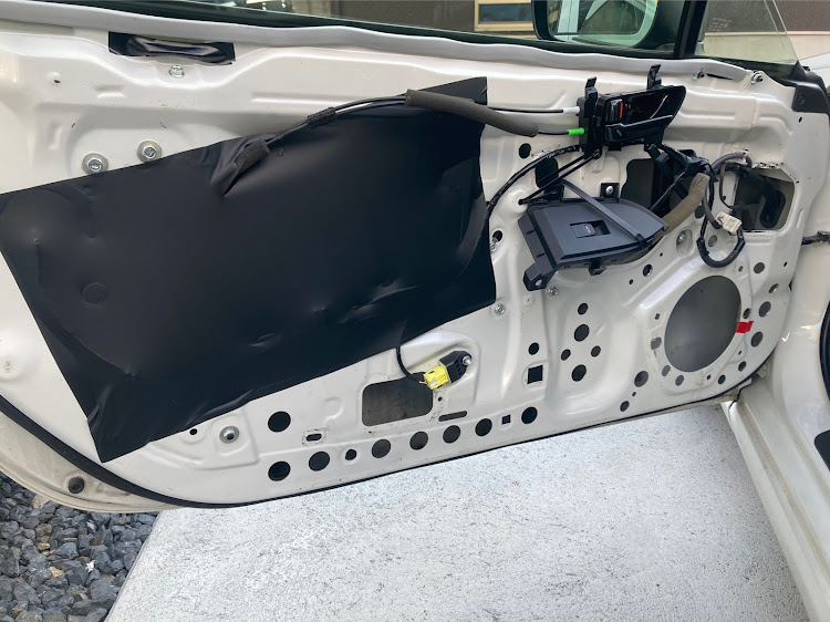 BRZのエンジンオイル交換・デフオイル交換・軽量化・ドア肉抜きに関するカスタム事例の投稿画像7枚目