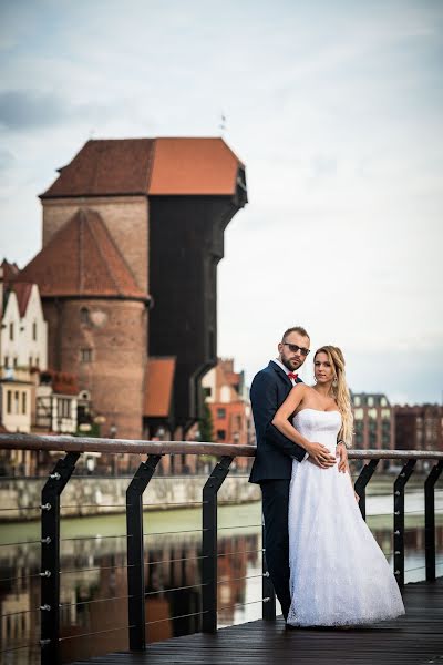 Svadobný fotograf Maciej Kurczalski (lovestories). Fotografia publikovaná 29. januára 2018