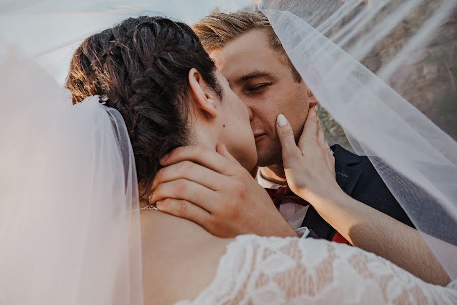 Fotógrafo de casamento Łukasz Sobczak (sobczak). Foto de 14 de setembro 2021