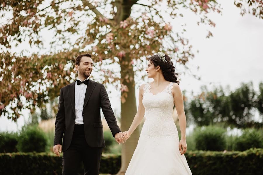 Wedding photographer Mustafa Kaya (muwedding). Photo of 3 October 2018