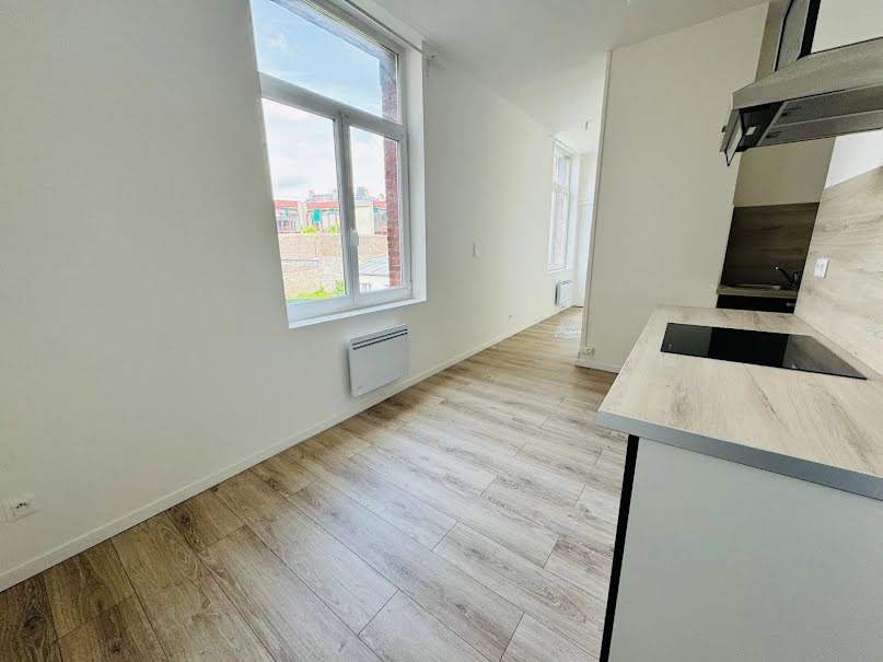 Location  appartement 2 pièces 45 m² à Saint-Quentin (02100), 560 €