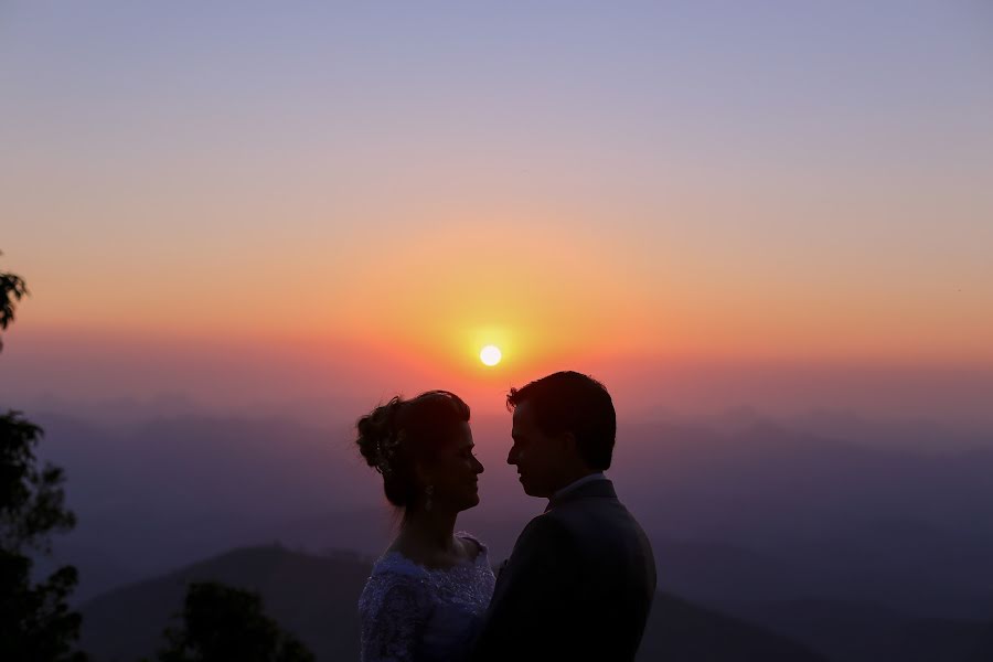 Fotografo di matrimoni Rodrigo Gomes (rodrigogomes). Foto del 5 dicembre 2017