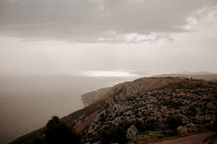 Fotografo di matrimoni Marija Mikulic (jirehweddings). Foto del 2 dicembre 2022