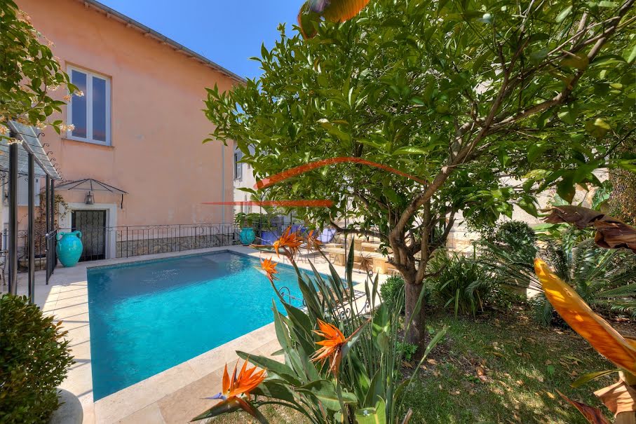 Vente propriété 8 pièces 216 m² à Nice (06000), 990 000 €