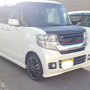 Nボックスカスタム