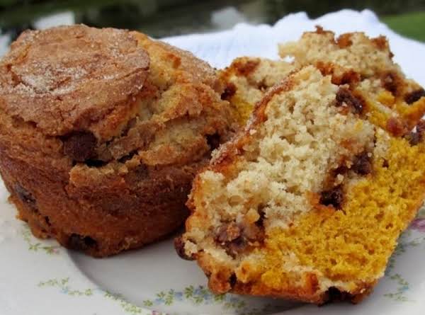 Autumn Cinnamon Chip Muffins_image