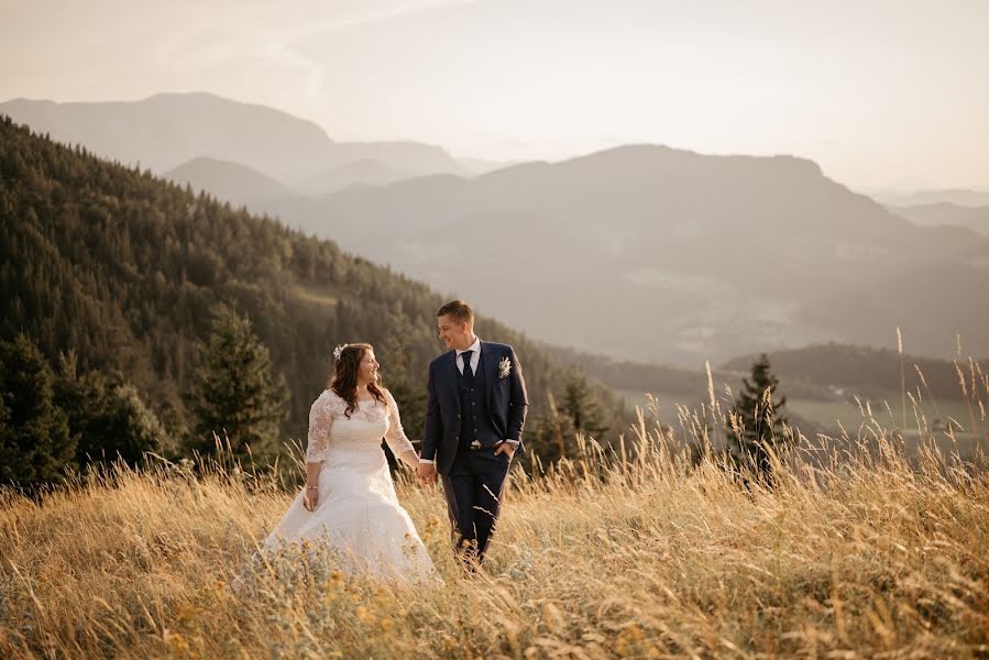 Photographe de mariage Dóra Bella (belladorafoto). Photo du 26 juillet 2023