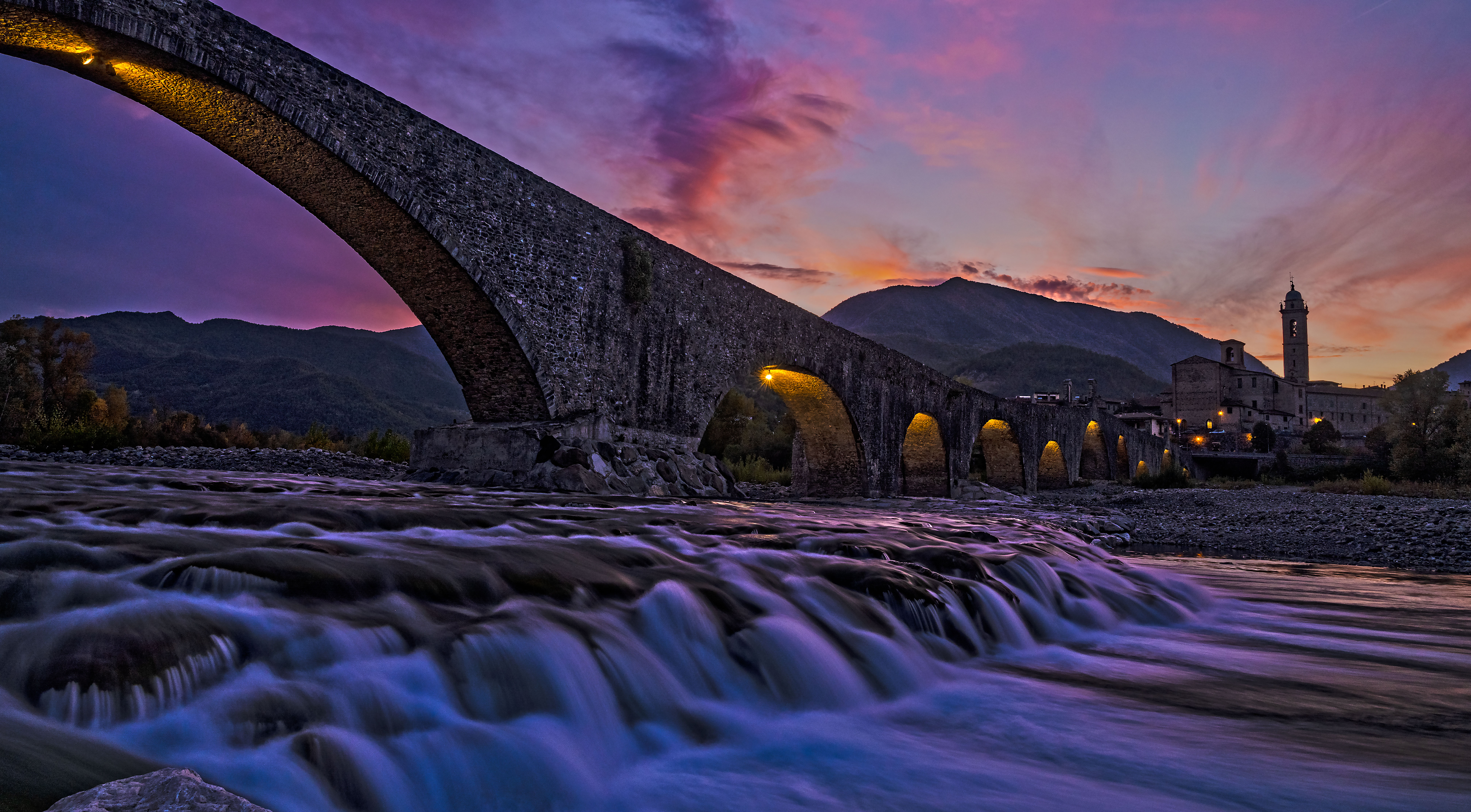 Ponte dei colori di Daimon