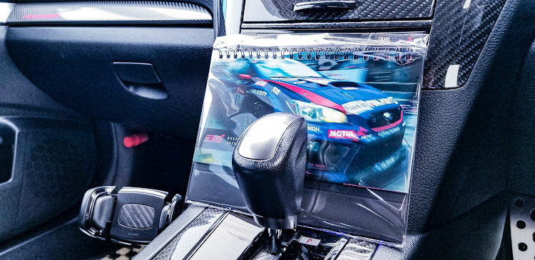 レガシィツーリングワゴンの2020年・STIカレンダー・LEXUSUBARIST・スバリストに関するカスタム事例の投稿画像2枚目