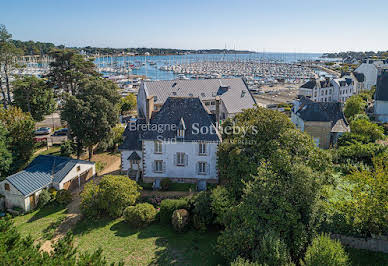 Maison en bord de mer 1