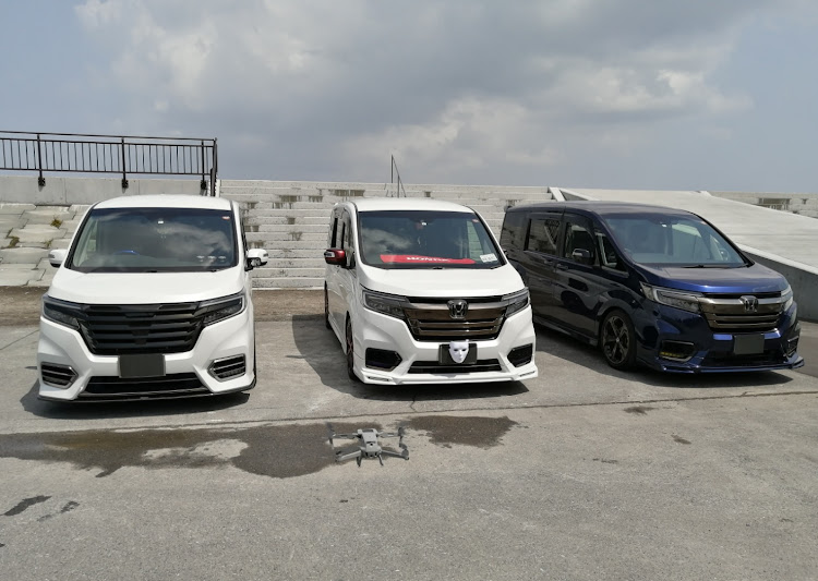 ステップワゴンスパーダの久しぶりのオフ会・ひたすら毒されるに関するカスタム事例の投稿画像8枚目
