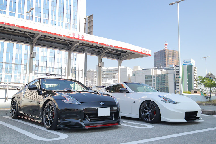 フェアレディZの播磨科学公園都市・メタセコイヤ並木・紅葉と愛車・ねぎとにんにく・車写活に関するカスタム事例の投稿画像2枚目