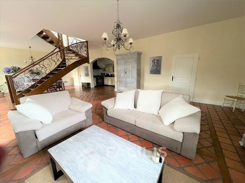 Vente maison 8 pièces 230 m² à Tarbes (65000), 330 000 €