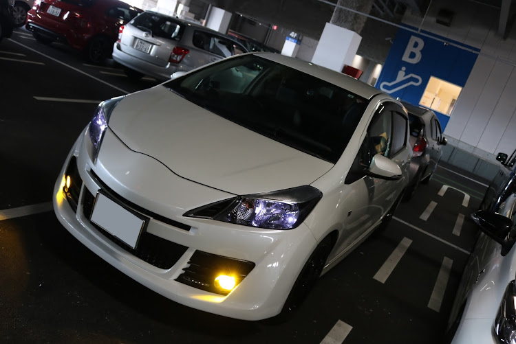 アクアのアクアGR・ヴィッツG’s・車高下げたい・三脚欲しい・ぷちMTに関するカスタム事例の投稿画像3枚目