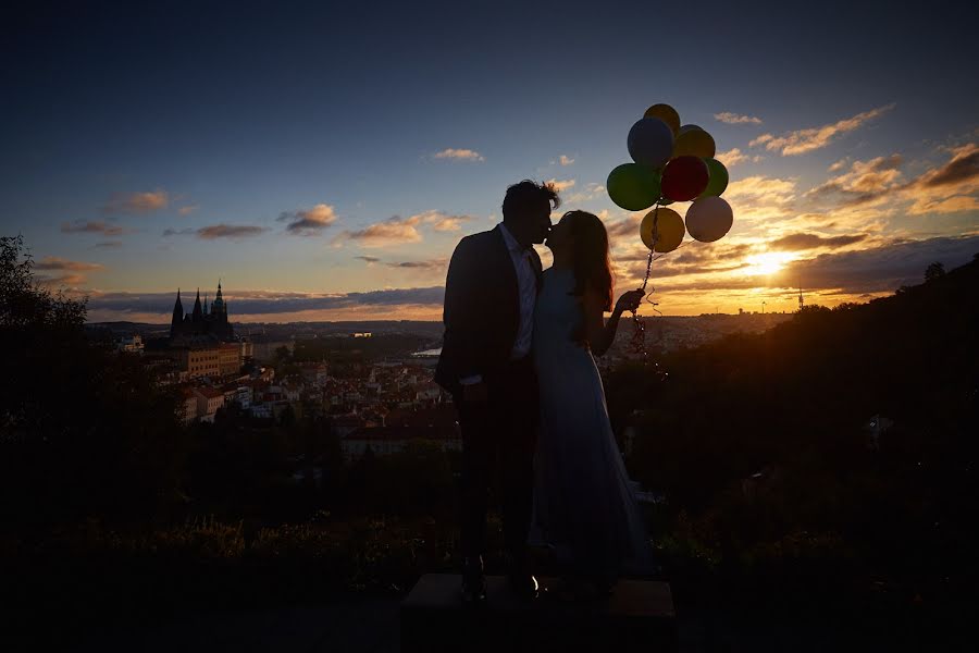 Fotografo di matrimoni Kurt Vinion (vinion). Foto del 20 ottobre 2018