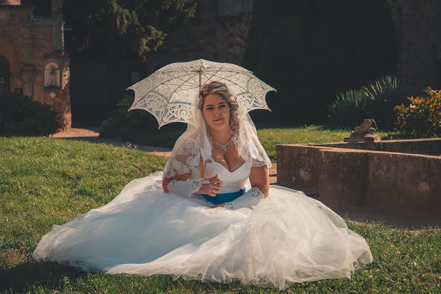 Fotografo di matrimoni Gábor Csurgó (csurgo). Foto del 3 marzo 2019