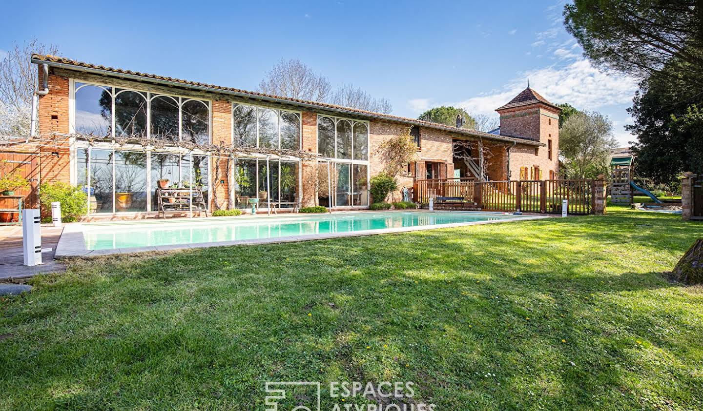 House with pool and terrace Montastruc-la-Conseillère