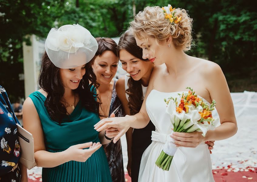 Fotógrafo de bodas Irina Zakharkina (carol). Foto del 26 de enero 2016