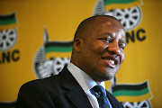 Minister in the presidency Jackson Mthembu died on Thursday morning of Covid-19 related complications. 