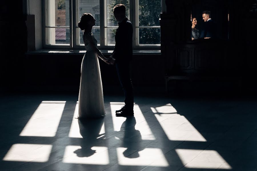 Wedding photographer Pavel Totleben (totleben). Photo of 6 January 2019