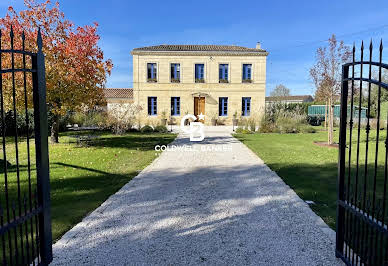 Maison avec piscine 1