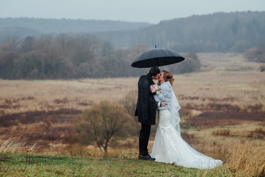 Fotógrafo de casamento Kayana Lis (kayana). Foto de 4 de setembro 2019