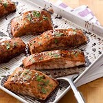 Salmon with Balsamic-Honey Glaze Recipe was pinched from <a href="http://www.tasteofhome.com/recipes/salmon-with-balsamic-honey-glaze" target="_blank">www.tasteofhome.com.</a>