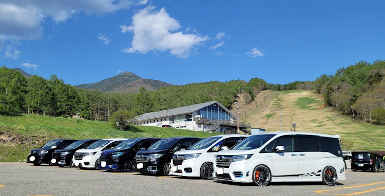 ステップワゴンスパーダのR-FGKP 全国オフ日記 後編・刺激いっぱいありがとうございます・さて、マイステップも何かしよ〜・そう思えた、R-FGKP・STEP CREW SQUADに関するカスタム事例の投稿画像7枚目