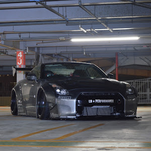 NISSAN GT-R R35