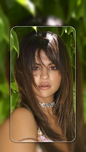 Selena Gomez Wallpaper