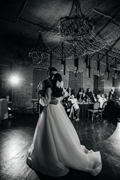 Fotógrafo de casamento Alya Ovcharova (allya). Foto de 8 de dezembro 2022