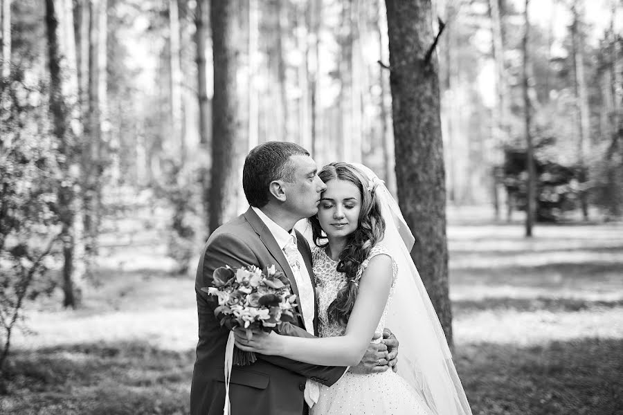 Photographe de mariage Anna Veselova (annaveselova). Photo du 10 septembre 2016