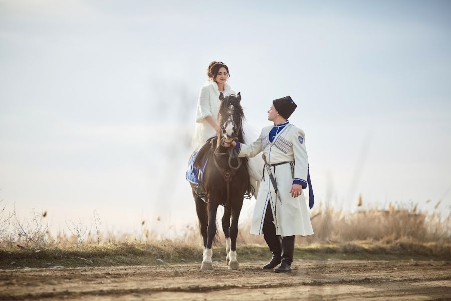 Nhiếp ảnh gia ảnh cưới Yury Mironov (miron). Ảnh của 27 tháng 4 2020