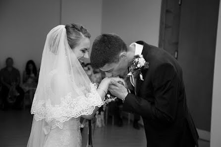 Fotografo di matrimoni Anatoliy Pareev (anatolypareev). Foto del 5 gennaio 2016