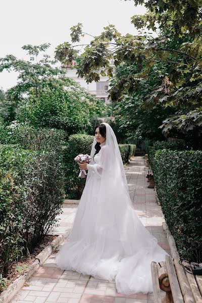 Fotógrafo de casamento Azamat Khanaliev (khanaliev). Foto de 15 de junho 2020