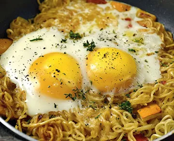 Half fry Maggi