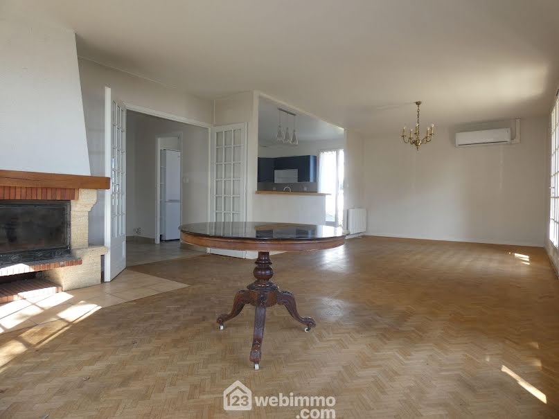 Vente maison 5 pièces 128 m² à Poitiers (86000), 258 600 €