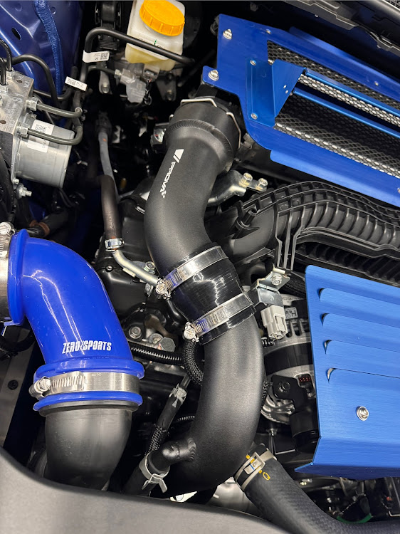レヴォーグのA PIT AUTOBACS SHINONOME・シックススターミーティング・PROVAターボパイプ・K2GEARに関するカスタム事例の投稿画像6枚目