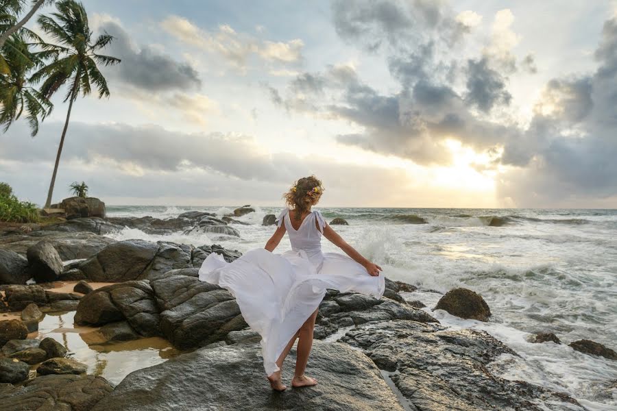 Fotógrafo de bodas Maryana Sharabura (sunnydays). Foto del 3 de octubre 2016