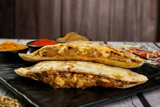 Paneer Butter Masala Pocket Naan