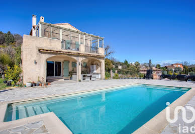 House with pool and terrace 3