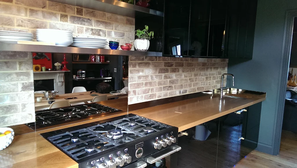 D W Glazing Services